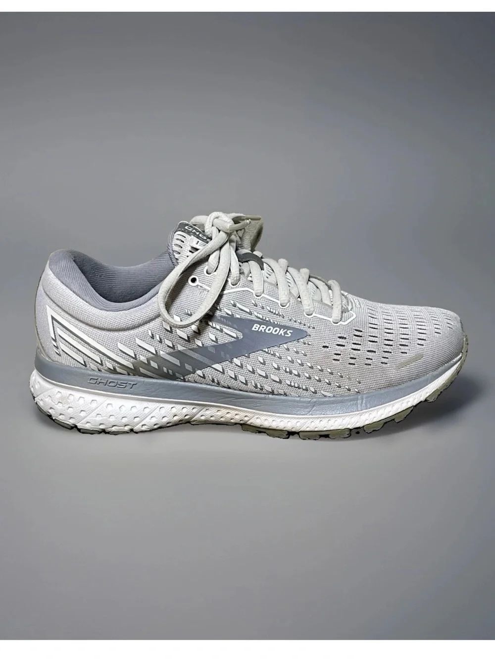 Brooks Ghost 13 Women's Gray Running Shoes Size 7.5B